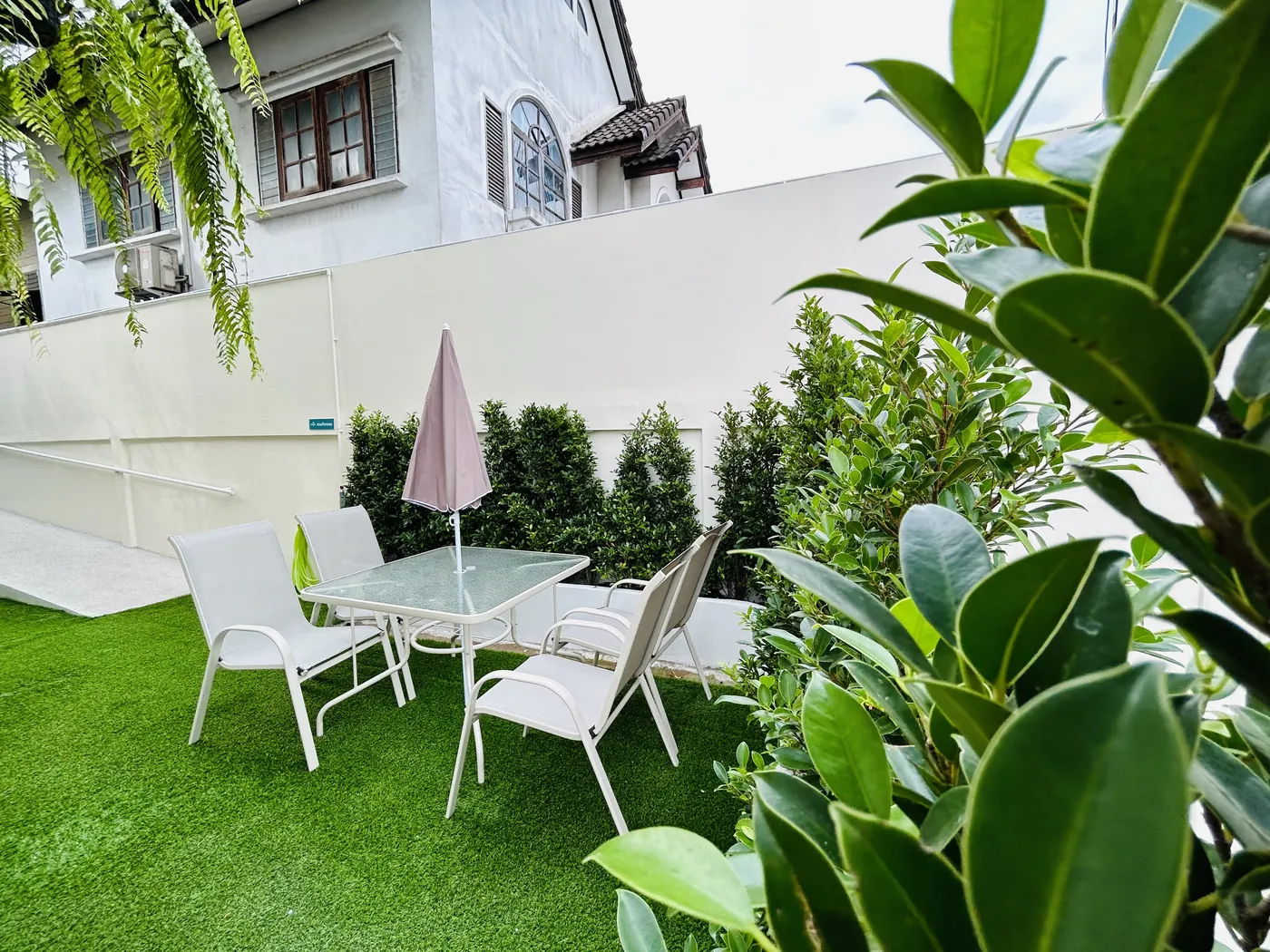 การเสริมสร้างร่างกายและจิตใจ ศูนย์กายภาพบำบัด 1